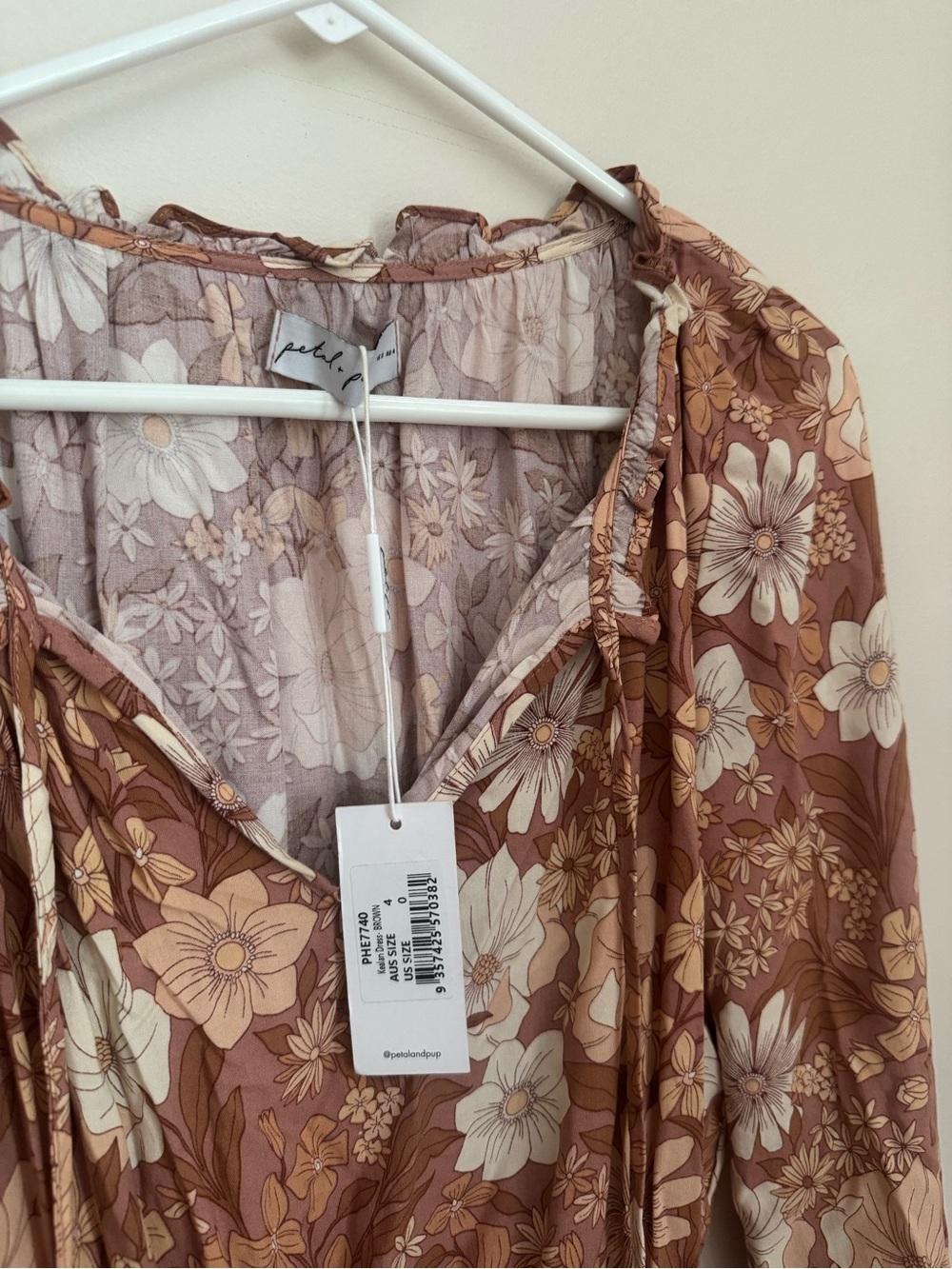 Petal & Pup Kealan Mini Dress Womens Size 0 Brown Floral Smocked Long Sleeve NWT - Picture 6 of 10